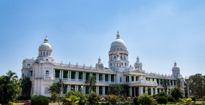 Lalitha Mahal Palace Hotel Майсур Экстерьер фото