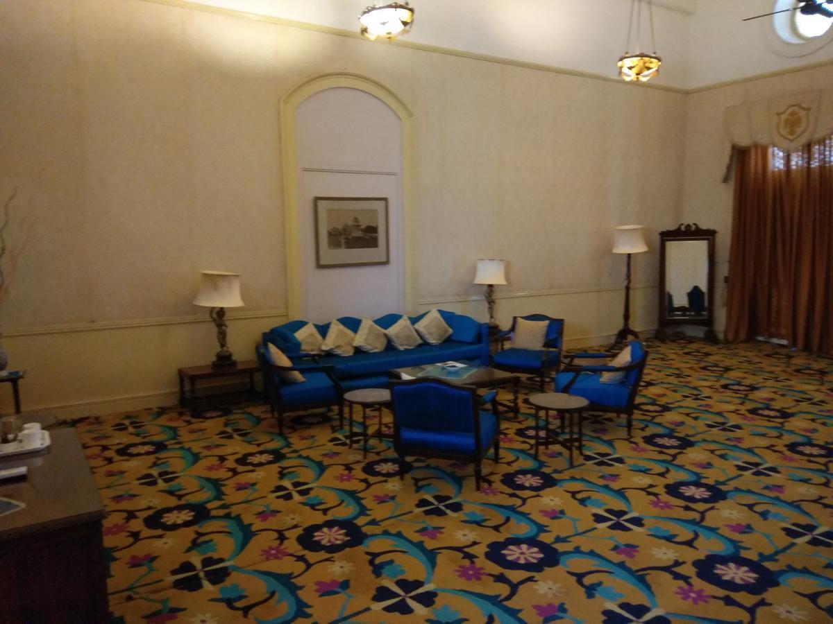 Lalitha Mahal Palace Hotel Майсур Экстерьер фото