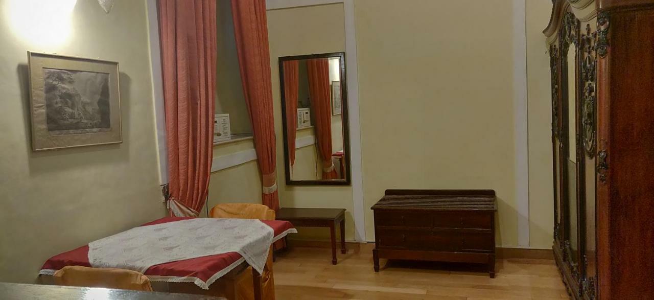 Lalitha Mahal Palace Hotel Майсур Экстерьер фото